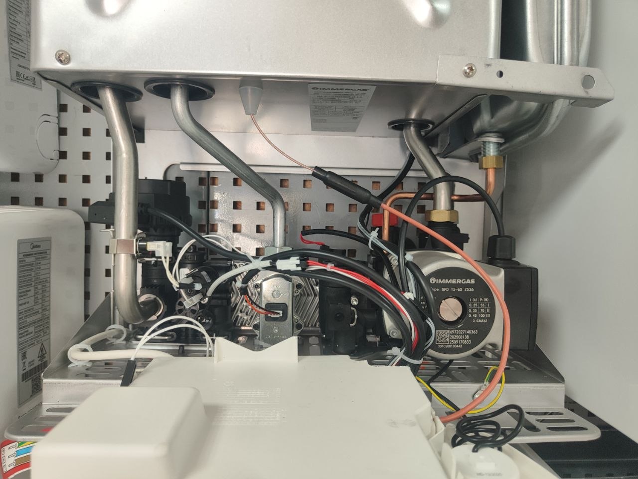 Котел газовый IMMERGAS Eolo Mythos 24 5 R (турбо, Словакия) — изображение 6